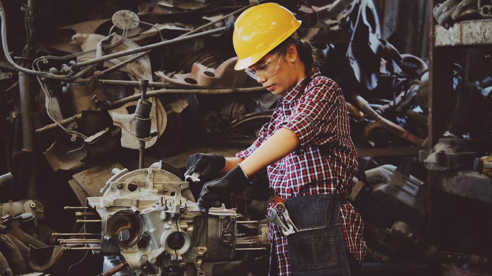 Group Benefits for Manufacturing Companies