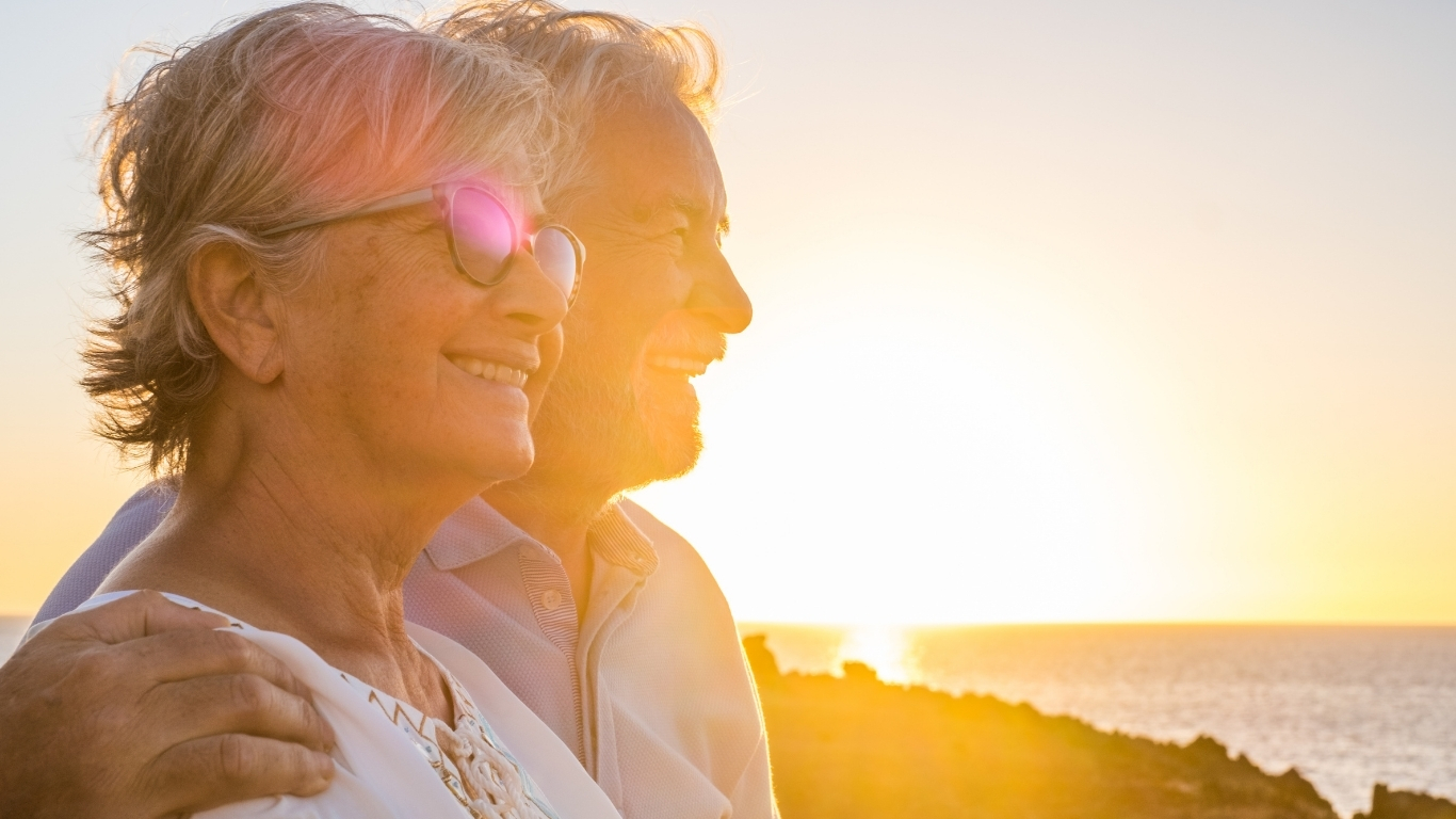 Couple planning retirement with tax minimization strategies